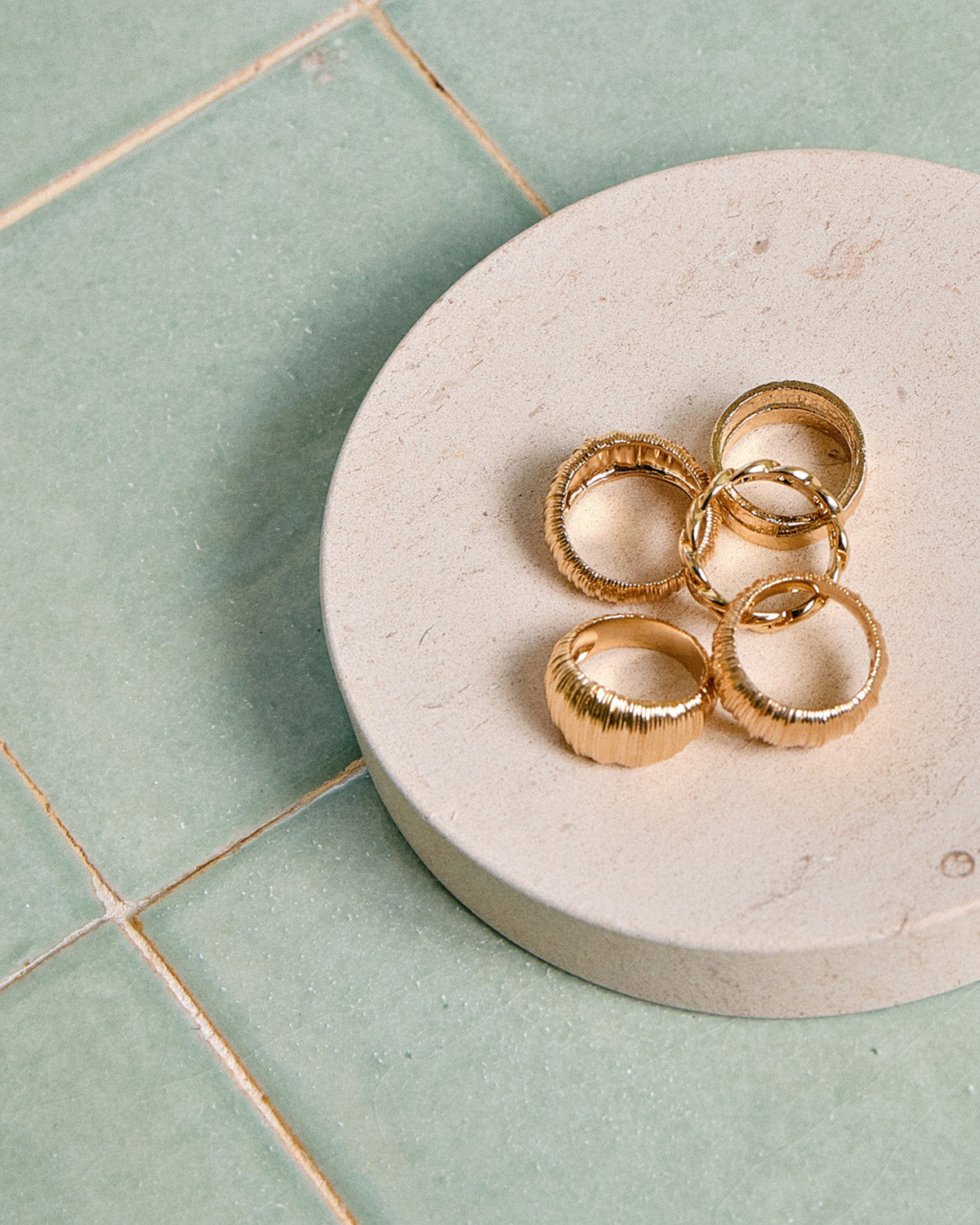 Still lifes 18k gold-plated gold plated rings