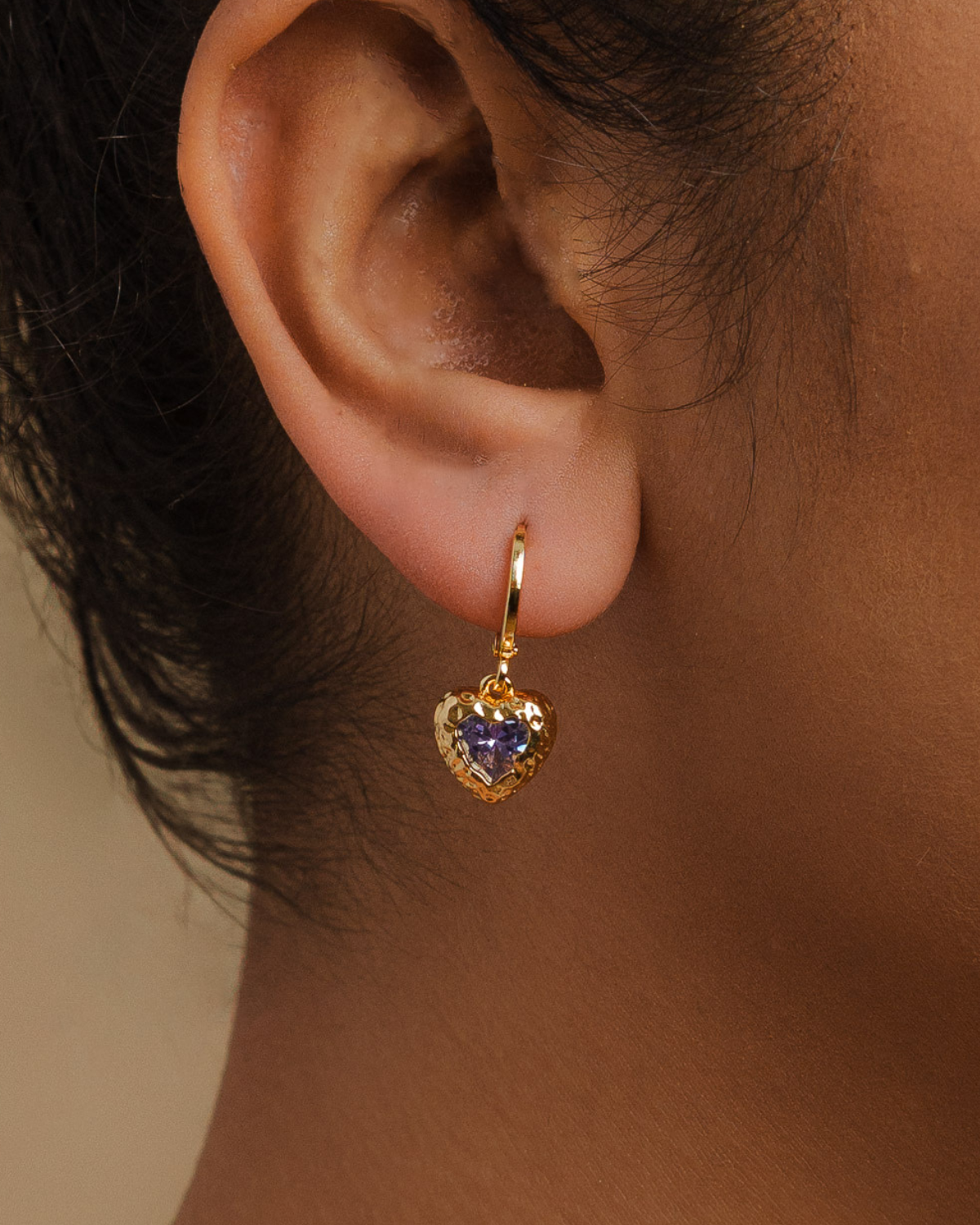18K Gold-plated heart-shaped earring with a purple gemstone