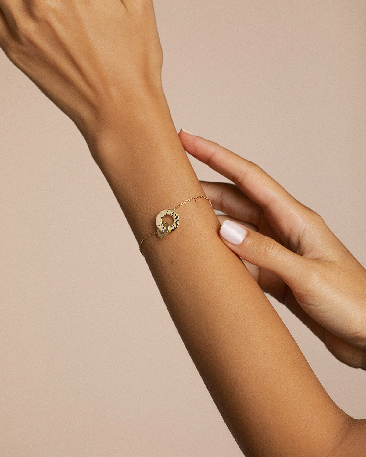 A 18k gold-plated hammered bracelet