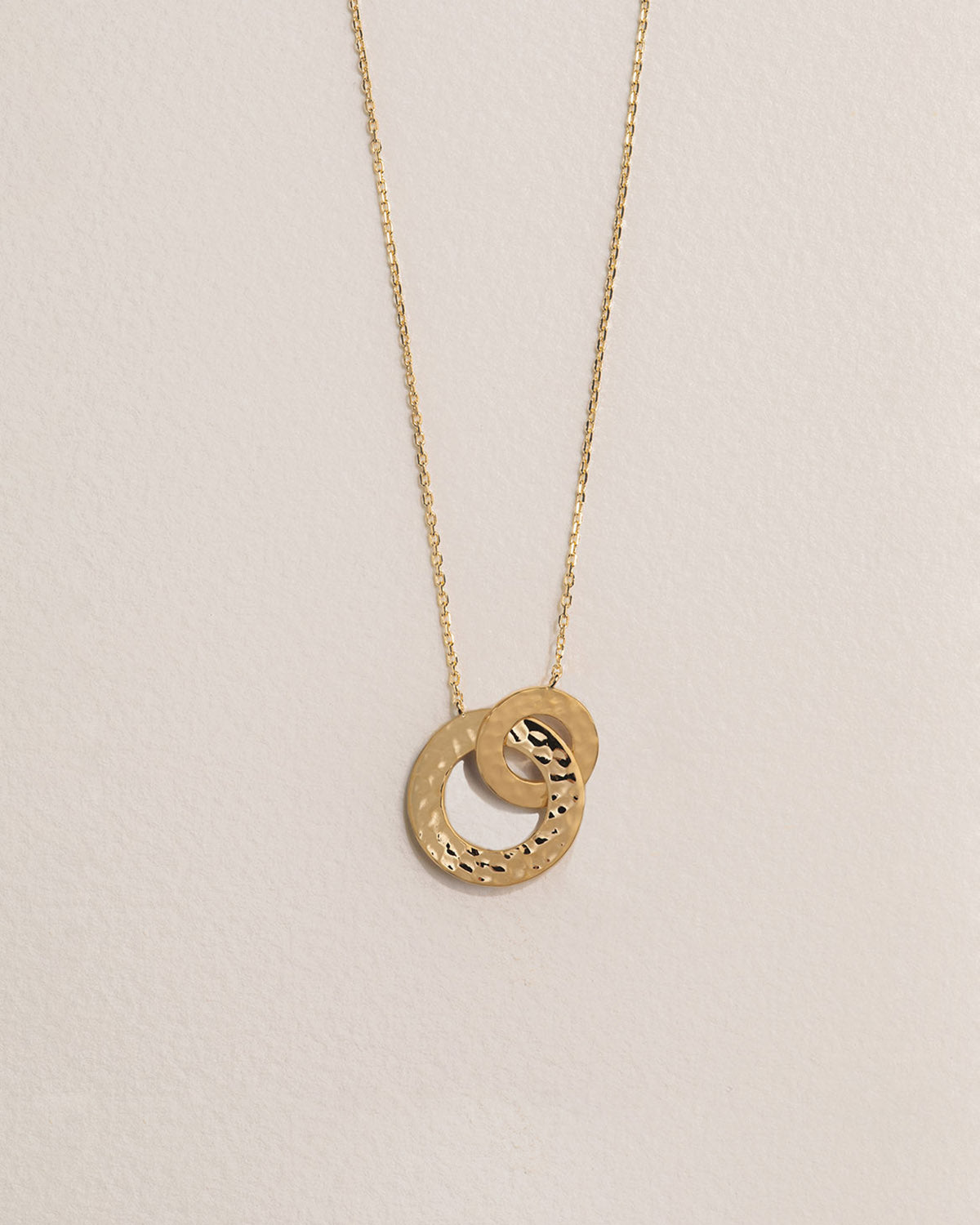 A 18k gold-plated hammered necklace - Korè Paris