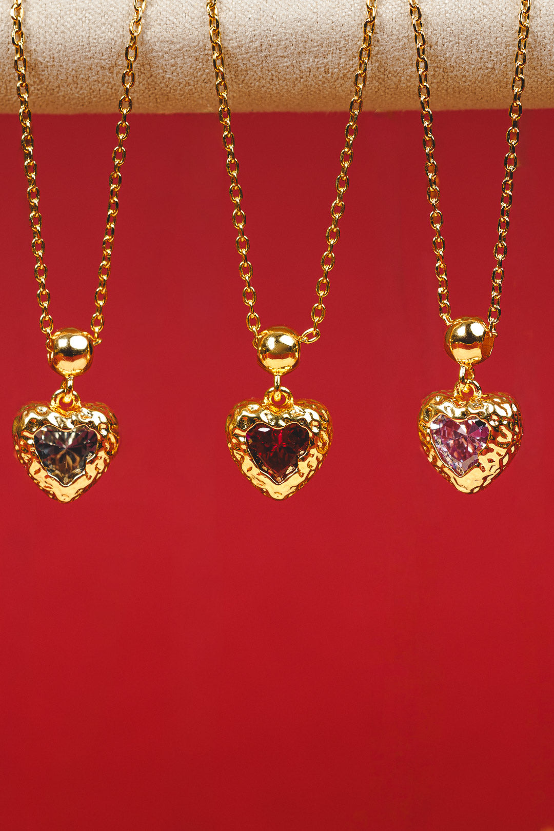 Agapé Necklace Purple