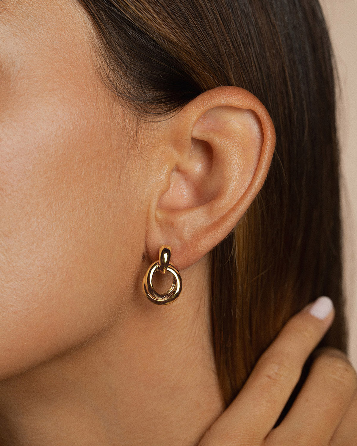 A 18k gold-plated earrings
