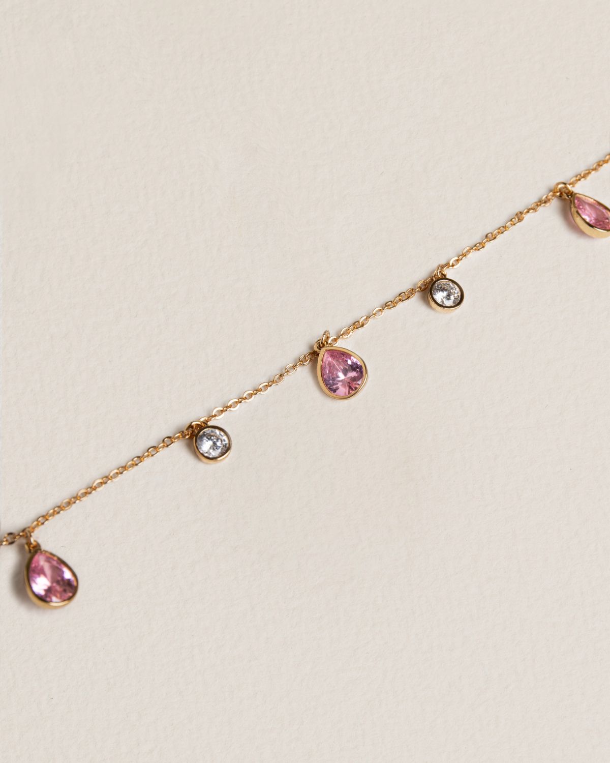 Emera Necklace - Pink