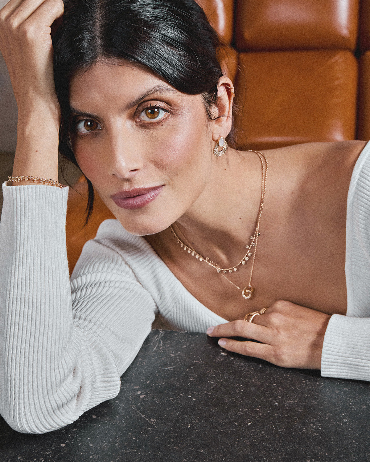 A 18k gold-plated jewelry photo campaign for Korè Paris